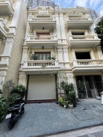 Siêu hiếm! duy nhất 1 căn - khu nhà giàu phú mỹ - thang máy - gara ô tô - nội