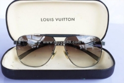 Siêu phẩm // mắt kính nam louis vuitton - chính hãng made in italy - mới 99% full hộp