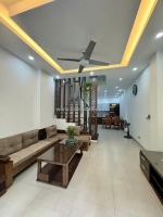 Siêu rẻ nguyễn văn cừ - 45m, 5 tầng - 06 phòng ngủ - hai mặt thoáng - nhà mới -