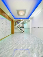 🔥🔥 nhà 2 tầng đẹp lung linh - 40m2 sát mặt tiền trung mỹ tây 13  - gần chợ,