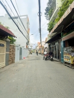 4.65 tỷ- bán nhà mặt tiền hẻm kinh doanh nguyễn văn công gò vấp. dt 10mx3,5m.