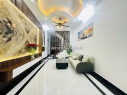 Bán nhà 4 tầng, 6 phòng, tặng hết nội thất, 42m², minh khai - hai bà trưng -