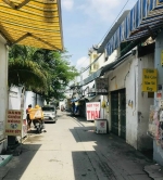 Bán nhà cấp 4 ngang rộng 6m, đường xe hơi, xây dựng tự do ngay trung tâm q7