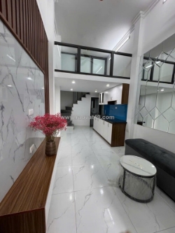Bán nhà  lĩnh nam, hoàng mai, 22m 3 tầng 2 ngủ 1.9 tỷ