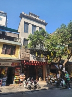 Bán nhà mặt phố hàng điếu 215m2, oto đỗ cửa, kinh doanh nhà hàng, gần chợ hàng