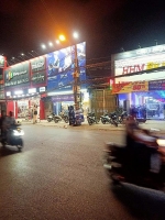 Bán nhà mặt phố kinh doanh 70m hơn 8 tỷ giá tốt nhất tại khu vực