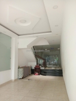 Bán nhà mặt tiền lý thánh tông. giá chỉ 13,6 tỷ.
diện tích: 4 * 26, sổ công