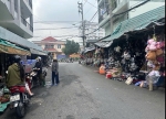 Bán nhà mặt tiền ngay chợ tặng luôn 3 phòng trọ