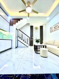 Bán nhà minh khai  22m 4 tầng full nội thất ngõ nông gần phố giá nhỉnh 4 tỷ