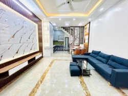 Bán nhà minh khai 45m 5 tầng tặng full nội thất ngõ nông gần phố giá 8.15 tỷ