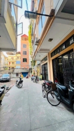 Bán nhà nguyễn chí thanh - phân lô - gara ô tô - nhà 2 mặt thoáng - gần hồ sinh