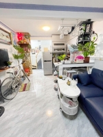 Bán nhà p9,phú nhuận,trần khắc chân,22m2,3t,2pn có ban công.