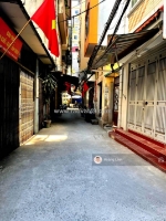 Bán nhà riêng tại đường hoàng quốc việt, giá 7,85 tỷ, diện tích 33 m2, thang máy