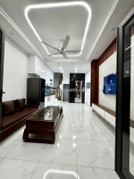 Bán tô hiệu hà đông vị trí hiếm , nhà 5 tầng thang máy ,ô tô đỗ cửa .nhà chưa