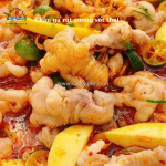 Cách làm chân gà rút xương sốt thái