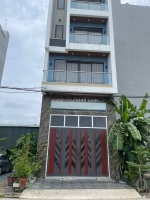 Cần bán nhà đẹp khu lai xá ngõ thông đường thoáng ô tô đỗ cửa , tiềm năng sinh