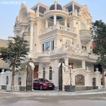 Chỉ 21 tỷ - biệt thự full nội thất - phân lô - vỉa hè cực rộng ô tô đỗ ngày đêm