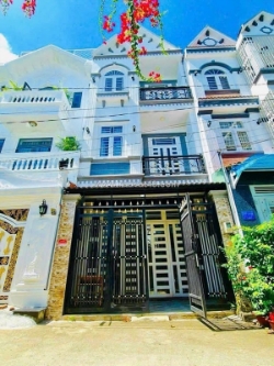 [chỉ 5 tỷ quay đầu] - nhà 3 tầng - hẻm ô tô tránh - trải nhựa sạch sẽ - huỳnh