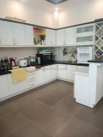 Cho thuê biệt thự sân vườn có hồ bơi rộng đẹp, gần biển khu vực ocean view