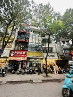 Chùa láng 80m 7t 3.6mt
  giá:  39.9 tỷ đống đa 
💟♥️💟❤️🔥 siêu phẩm - nhà