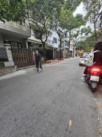 Gấp, bán tòa văn phòng lê đức thọ 65m2x7t, thang máy,vỉa hè ô tô tránh, 25 tỷ