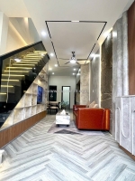 Gấp‼ nhà 2 tầng xây mới 100% bảo hành - kiệt rộng 3m5 - hà huy tập - ô tô đậu