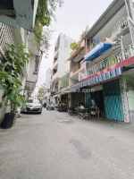 Hẻm ôtô đường lý chính thắng phường võ thị sáu quận 3.