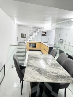 Hiếm có - nhà lô góc 3 thoáng, dt 25m2 x 4 tầng - phố tôn đức thắng - đống đa