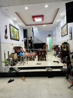 Lê văn lương q7 kết cấu 2 tầng 55 m2 chủ đi mỹ nên bán lại nhỉnh 4 tỉ thương