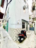 Lô góc 2 mặt thoáng,sát bên hxh thích quảng đức,33m2-3t,4pn,đang cho thuê