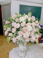 Lớp cắm hoa nghệ thuật