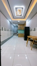 Mặt tiền đường q4
căn góc 3 tấm 
nhà mới chỉ 3 tỷ 
sổ hồng