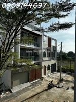 Nhà 3 tầng đường vườn lài, phường apđ, q12, dt 110m2 (8,4mx13,2m) giá 10,3tỷ