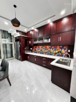 Nhà 4 tầng - có thang máy nội thất cao cấp dành cho gia đình có người lớn tuổi