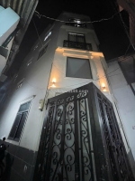 Nhà đang thuê  22tr/1th ngay cmt8 - 48m2 - 5 tầng mới btct - tặng nội thất cao