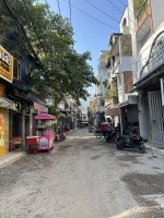 Nhà  đường cách mạng tháng 8 phường 5 quận tân bình.