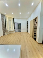 Nhà mới phố dương văn bé, hai bà trưng  cần bán gấp, 5 tầng 41m2 giá 6.9 tỷ