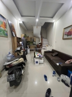 Nhà tây hồ 27m2 x 4 tầng, ngõ thông thoáng.