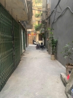 Nhà tây hồ 32m2 x 6 tầng thang máy, ngõ thông thoáng.