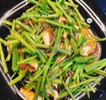 Ốc giác xào rau muống