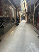 Siêu rẻ đường láng 33m2 x 4 tầng - 6.3 tỷ - ba gác đổ cửa  - vị trí đắc địa