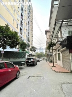 Toà nhà văn phòng lạc long quân tầng thang máy, tầng hầm vỉa hè, đường 12m,