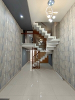 Bán nhà 3 tầng gía rẻ trung tâm quận 10, đường lý thái tổ giáp quận 1,3,5