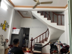 Mua nhà 3 tầng được tặng thêm căn nhà 3 tầng, không quy hoạch, hẻm xe hơi quận 7, chỉ hơn 6 tỷ