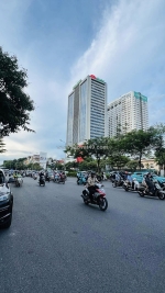 ⚜️ nhà 7 tầng thang máy, mặt phố tây sơn, đống đa, 30m2 mt 4m, ở và kd, chỉ