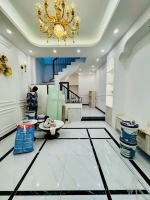 Bán nhà đẹp không tì vết – rộn ràng đón tết -trung tâm cự lộc.