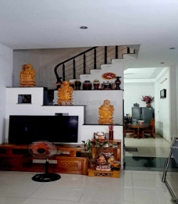 Bán nhà hẻm 6m tỉnh lộ 10, tân tạo, bình tân, 64m2, 3 tầng, chỉ 4 tỷ.