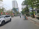 Bán nhà lk phố ngô thì nhậm-hà đông, vỉa hè, ô tô đỗ cửa, dt 49m x 5t, mt