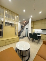 Bán nhà phố ngô quyền, ô tô, thoáng sáng rực rỡ, 30m, 5.9 tỷ