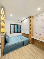 Bán nhà phố ngọc lâm 34m2 * 5 tầng , ô tô đỗ cửa * 8.3 tỷ